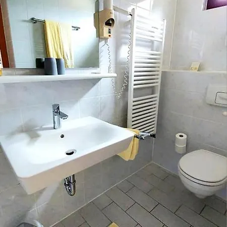 Pensión Landgasthaus Zur Kupferkanne 3*