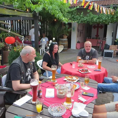 Landgasthaus Zur Kupferkanne 3*